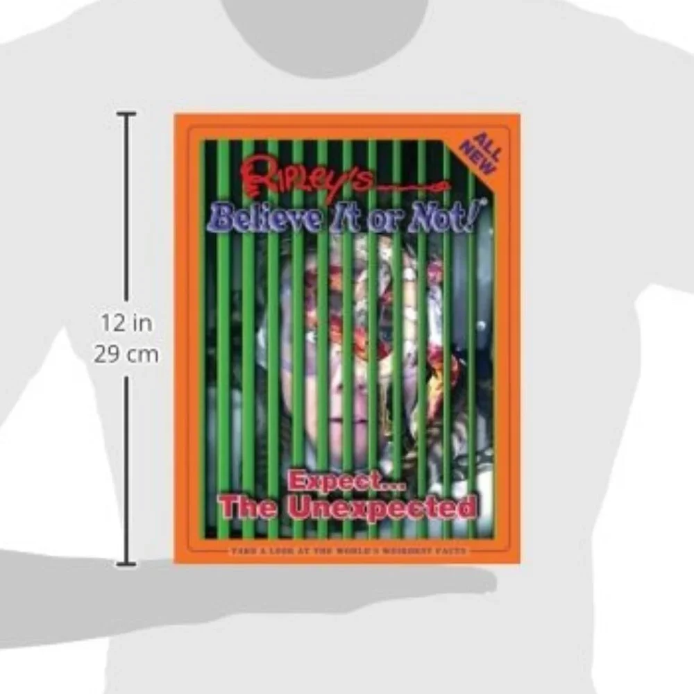 Ripley's Believe It Or Not! Books 📚 - Picture 6 of 9